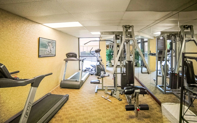 FairBridge Hotel & Conference Center Somerset