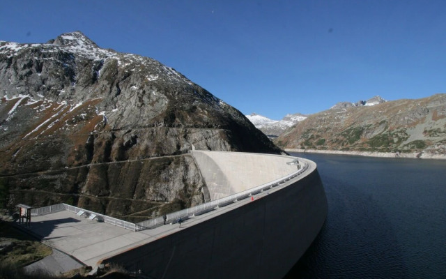 Splendid Chalet with Garden, Bbq, Balcony, Heating, Parking