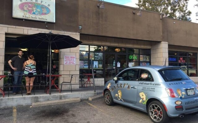 3 Bedroom House with Patio near Cap Hill