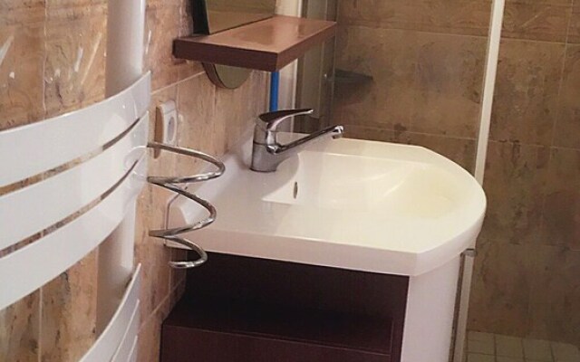 Studio Indépendant dans une Maison
