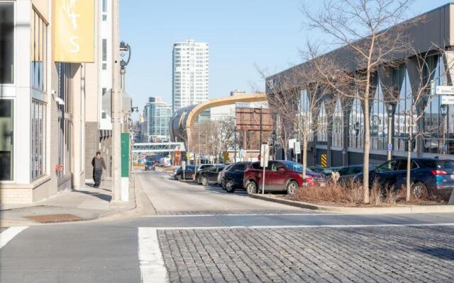 Flexhome Brewery District M1 - FiservGymParking