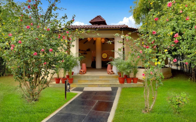 Lemon Tree Wildlife Resort Kanha