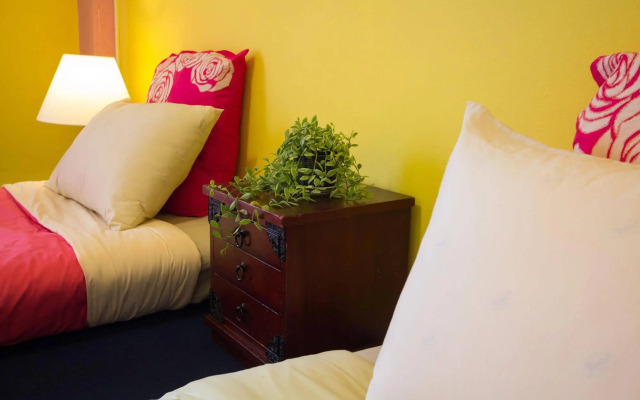 Thai Chaba Backpackers
