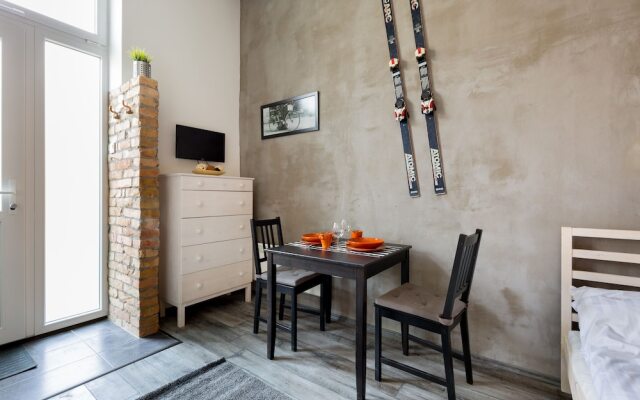 Downtown Studio Apartment