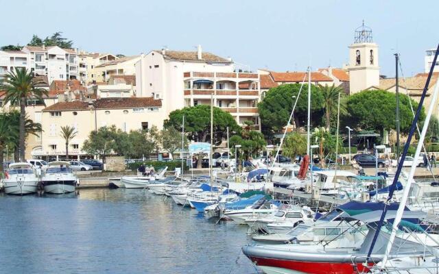 Appartement Sainte-Maxime, 3 pièces, 6 personnes - FR-1-226-189