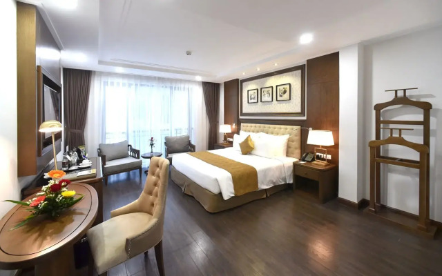 Garco Dragon Hotel