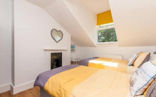 Central Broadstairs Apartment Close to Beach