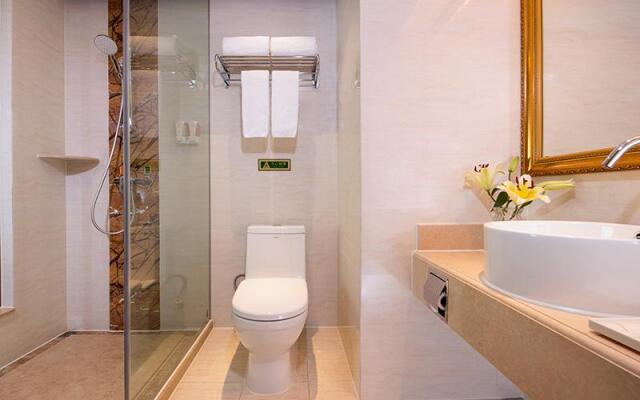 Vienna Hotel Guangdong Qingyuan Xincheng Beijiang