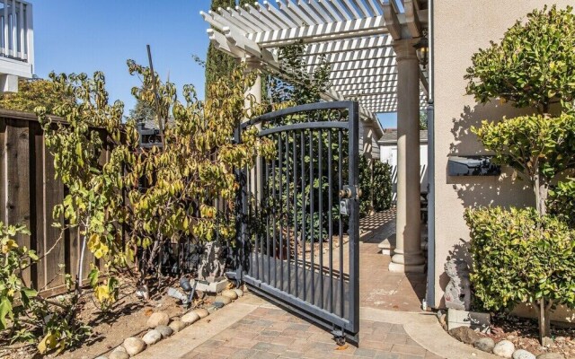 Lovely 2-bedroom in Cupertino