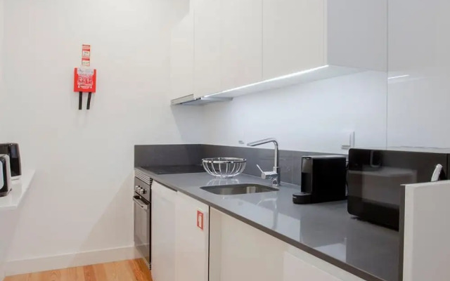 Liiiving in Porto Downtown Luxury Apartment 1T