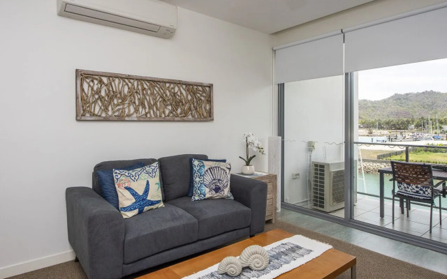 Absolute Waterfront Magnetic Island