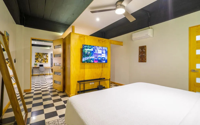 Joint Boutique Hotel