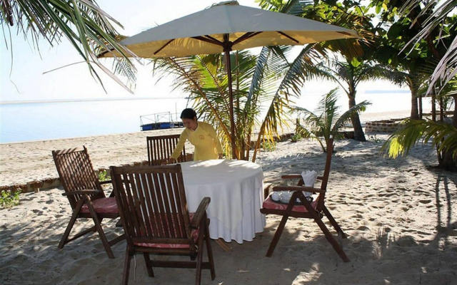 Le Domaine De Tam Hai Resort