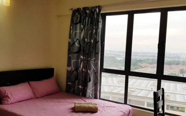 Setia Walk R2 Block by SYNC