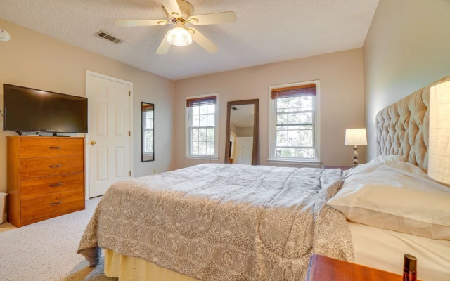 Pet-friendly Franklin Home ~ 21 Mi to Nashville!