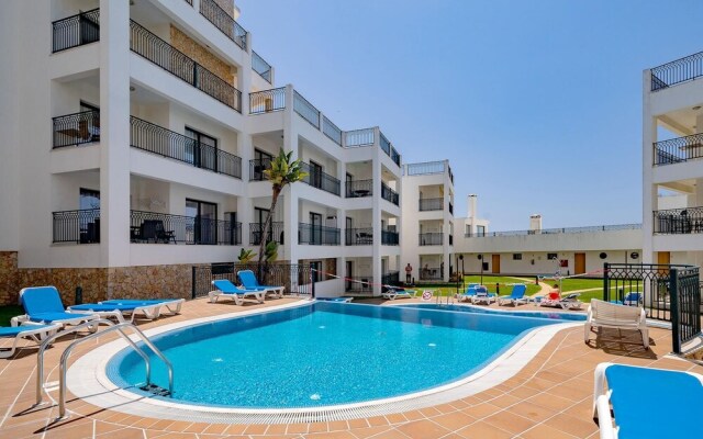 1 Bedroom Apartment By Ideal Homes Short Walk From Old Town Albufeira