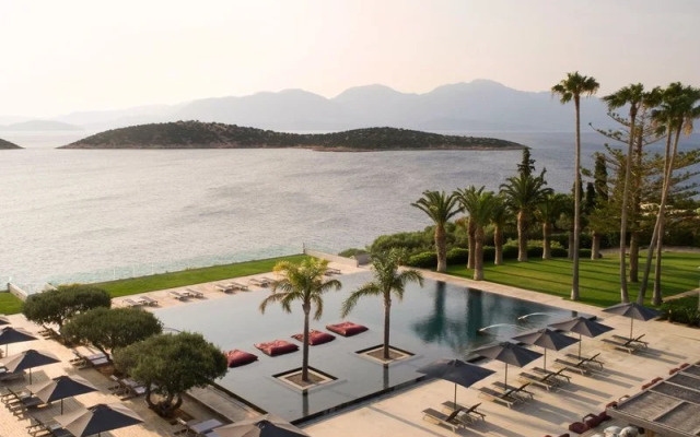 Miramare Villas & Suites