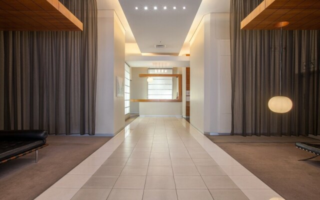 Cartwrights Corner 808 by CTHA