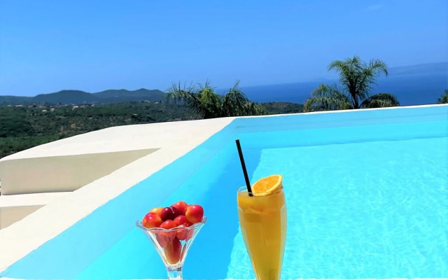 Rustic Hill Private Pool Suites