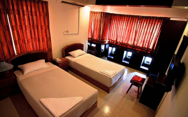Hotel Tropical Daisy