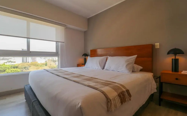 w Comfy 2BR w Park View in Miraflores
