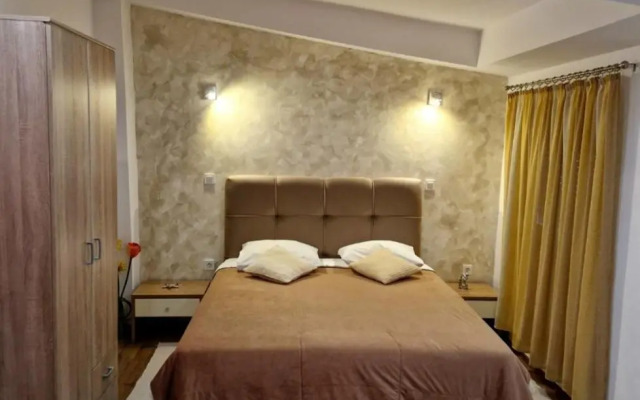 The Garden Rooms & Suites