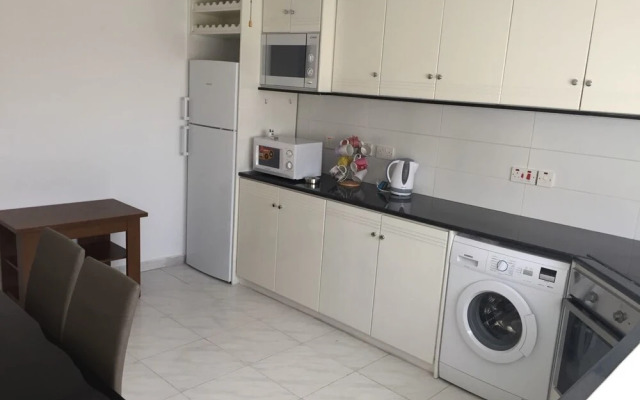 3 Bedroom Apartment with Sea View