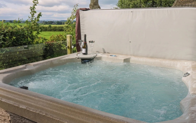 Plot 32