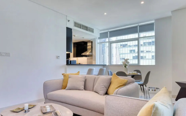 The Cosmopolitan Serene Living in a One Bedroom