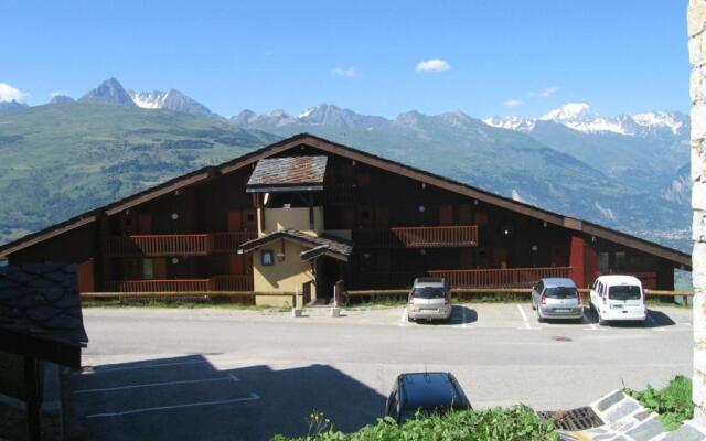 Appartement La Plagne, 1 pièce, 2 personnes - FR-1-353-12