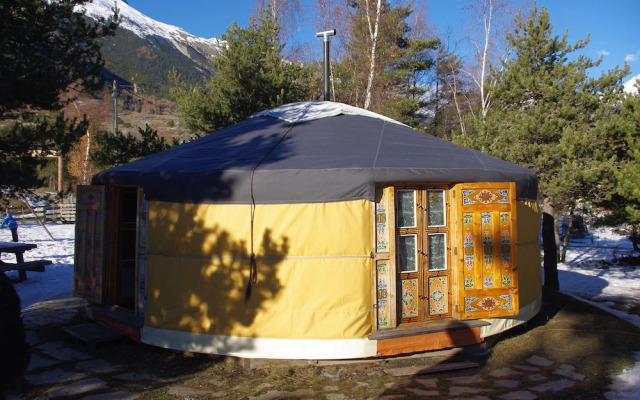 Yourtes de Montagnes Insolites