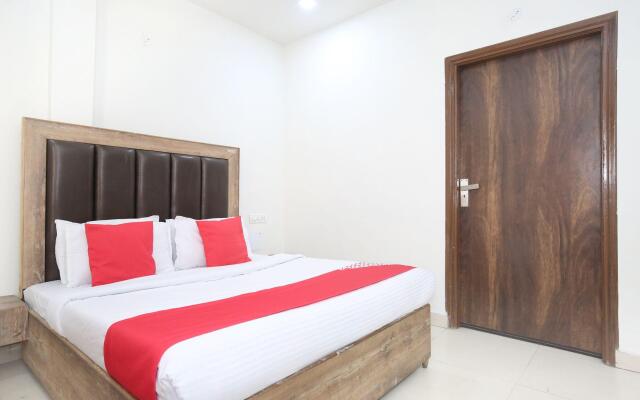 OYO 10430 Hotel Citi View Inn