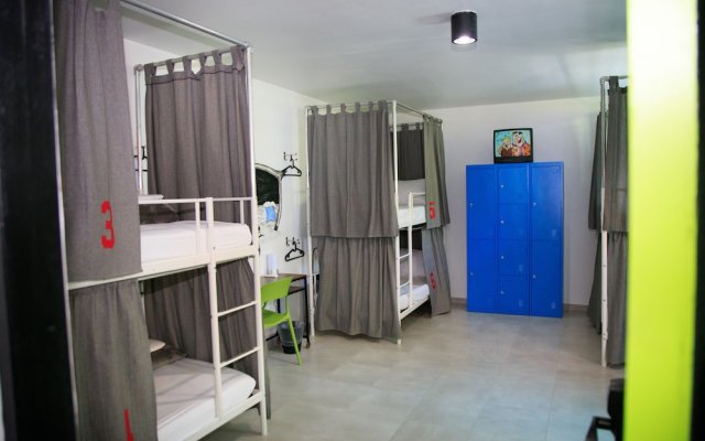 Nomada Beach Hostel - Adult Only