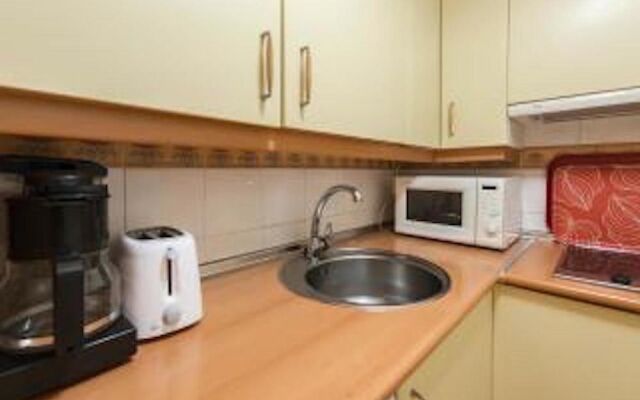 Downtown Apartment - Reina Sofia Museum