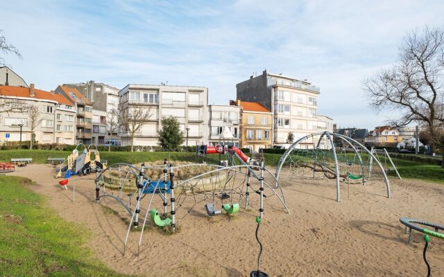 Modern Apartment in Westende/Middelkerke with Beach Nearby