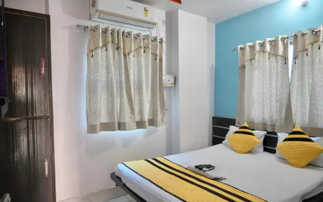 OYO 14993 Rp Palace