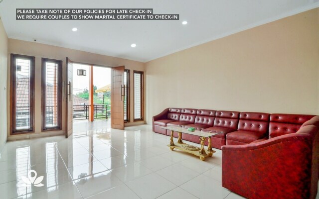 ZEN Rooms Near Darmawangsa Syariah