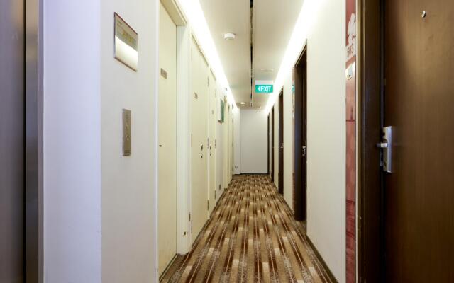 Hotel Clover 5 Hongkong Street (SG Clean)