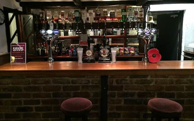 Queens Head Hotel