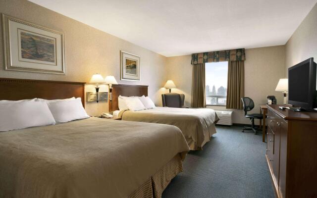 Days Inn by Wyndham Prince Albert