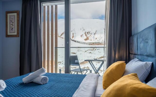 Atrium New Gudauri