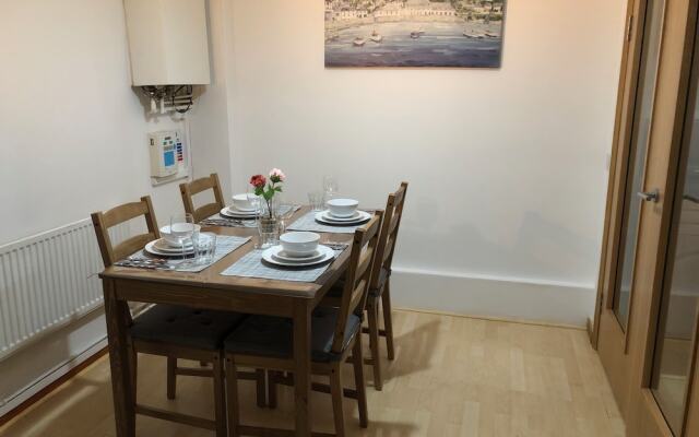 Stylish Entire Flat in King's Cross