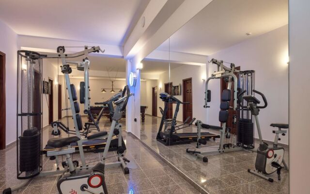 Mont Bleu Luxury Villa