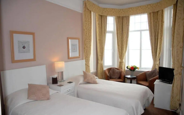 The Kingswood Hotel