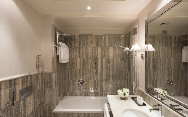 The Rosa Grand Milano - Starhotels Collezione