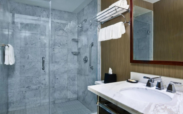 Sheraton Philadelphia University City Hotel