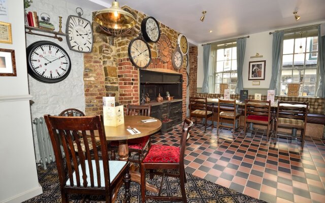 The George Hotel