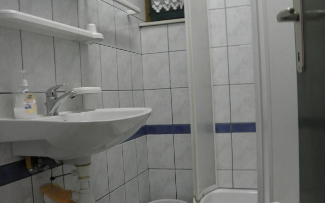 Brane - 180m to the sea - A1