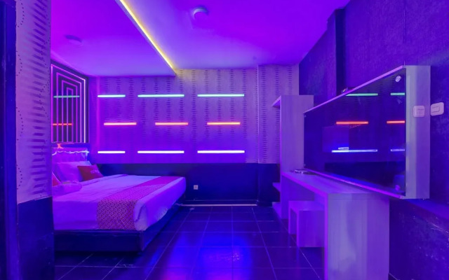 Zaara Guest House Syariah by OYO Rooms