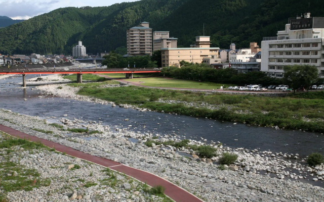 Gero Onsen Okudaya Happoen